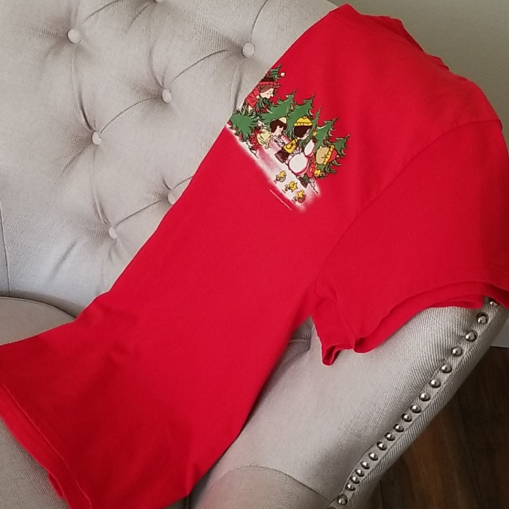 Peanuts Holiday T-Shirt - Picture 8 of 8